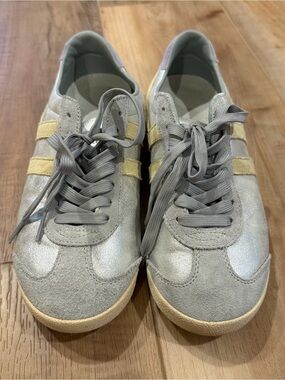 Gola Women's Gray Suede & Silver Metallic Sneakers with Yellow Stripes